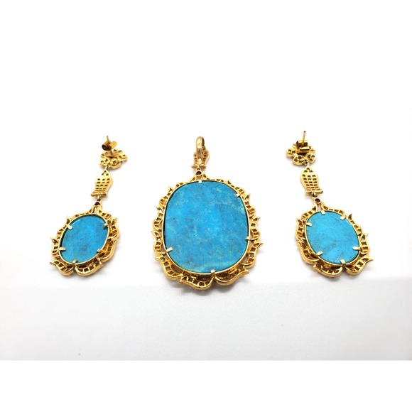 18KT Yellow Gold Turquoise Pendant with Earring - Picture 3 of 3